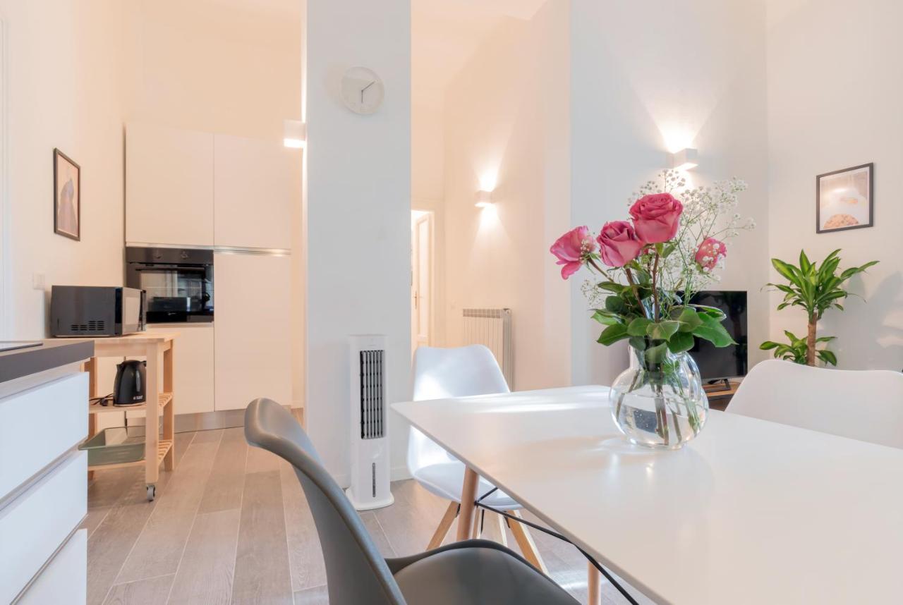 밀라노 Duomo-Navigli Charming And Modern With Fast Wifi 아파트 외부 사진