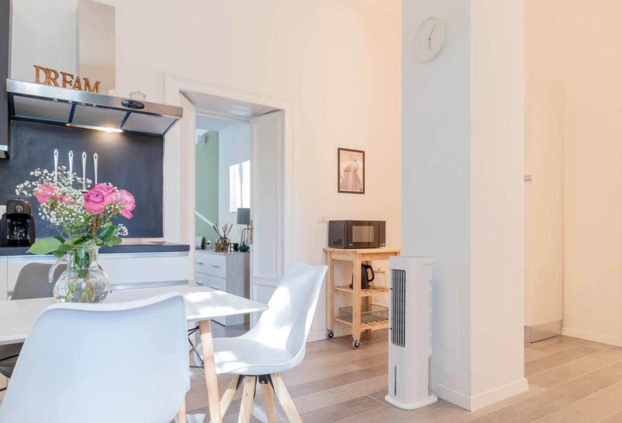 밀라노 Duomo-Navigli Charming And Modern With Fast Wifi 아파트 외부 사진